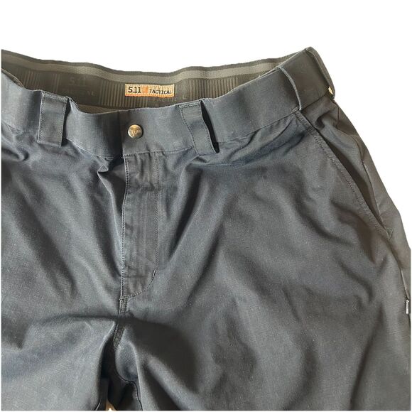 5.11 Tactical Pants Mens 40x32 Blue Pants Straight Leg Pockets Work Utility - Picture 3 of 8